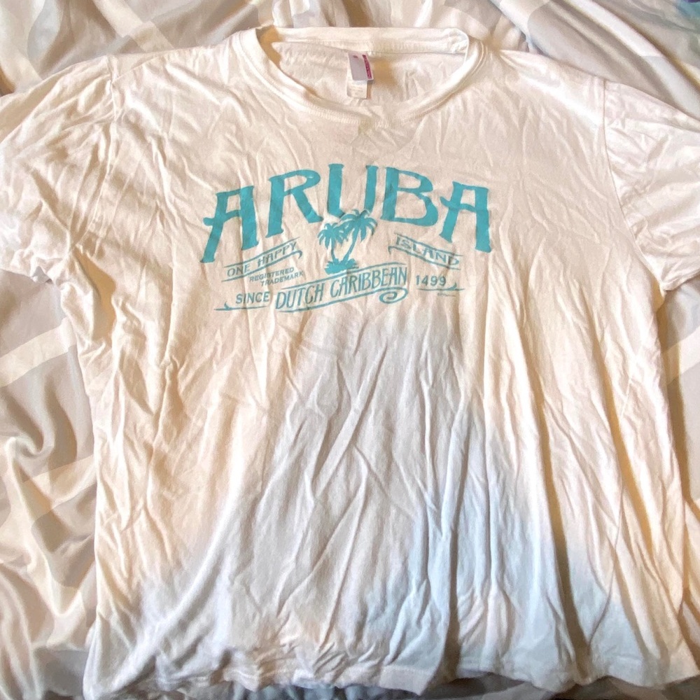 aruba one happy island t-shirt!